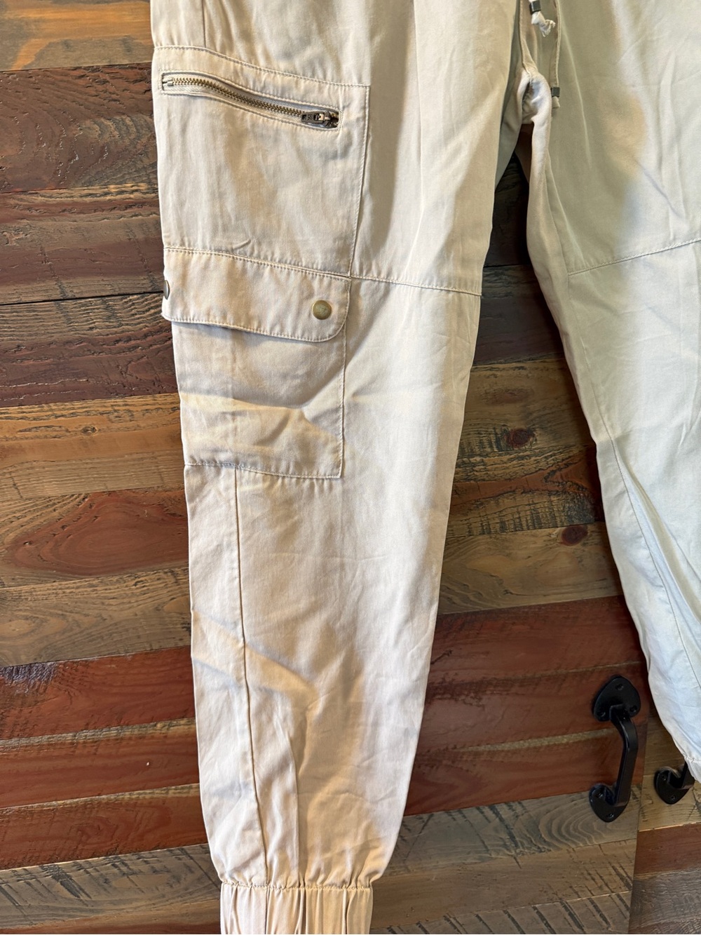 Banana Republic Women's Light Beige Cargo Jogger Pants - Picture 2 of 7